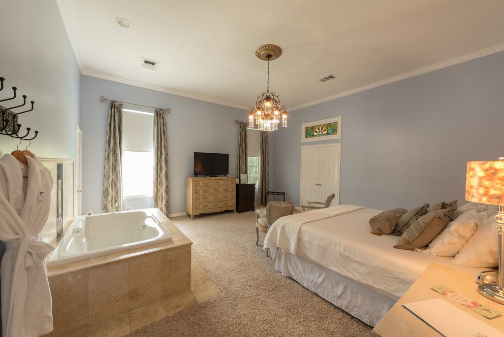 Bed and Breakfast Mosheim Mansion Seguin Habitación foto