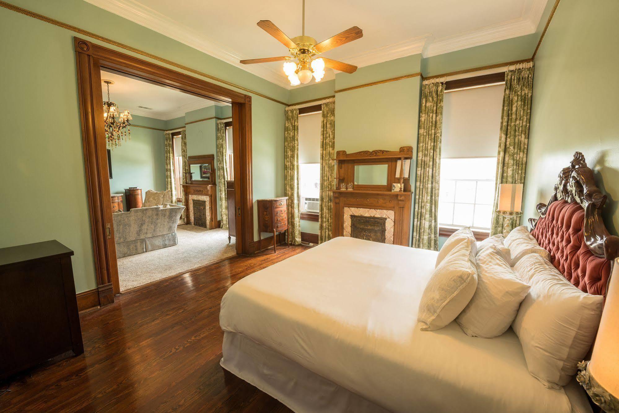 Bed and Breakfast Mosheim Mansion Seguin Exterior foto